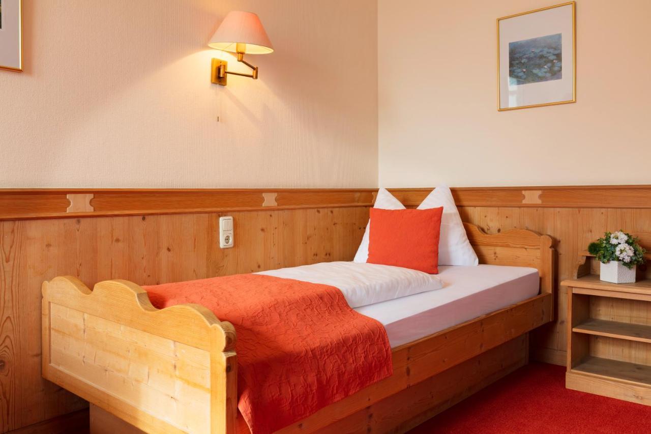 Hotel Hoyacker Hof Garching bei Muenchen Exterior photo