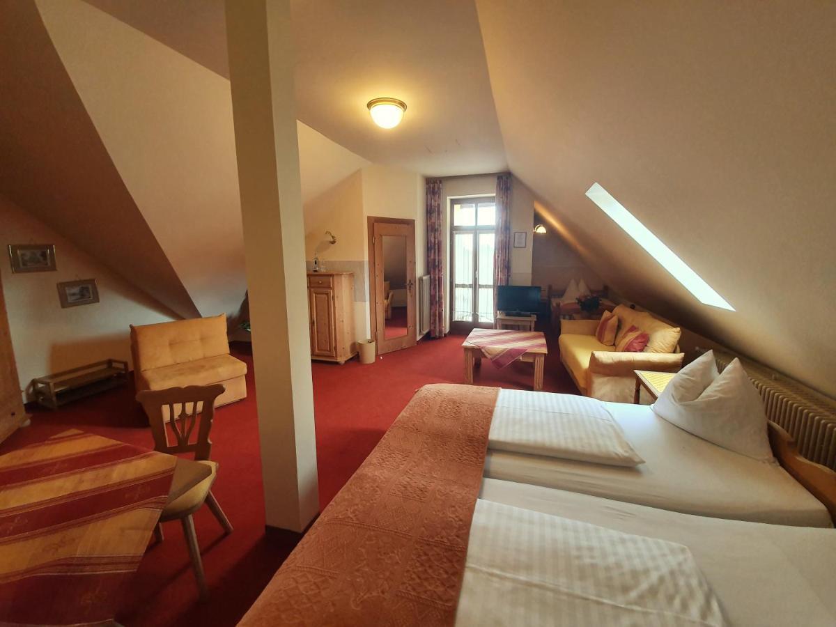 Hotel Hoyacker Hof Garching bei Muenchen Exterior photo